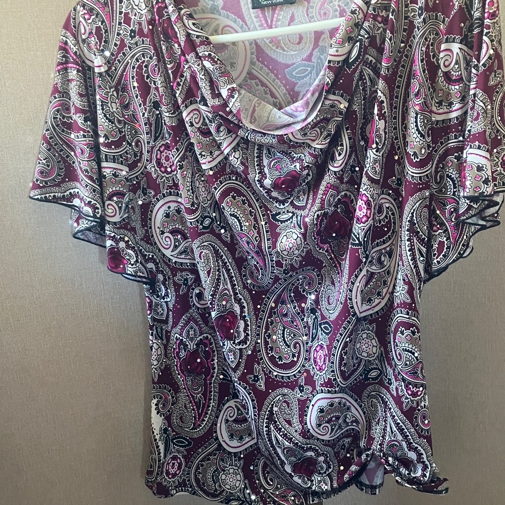 FINAL MARKDOWN Shannon Ford Women's Paisley Blouse - Purple and White small